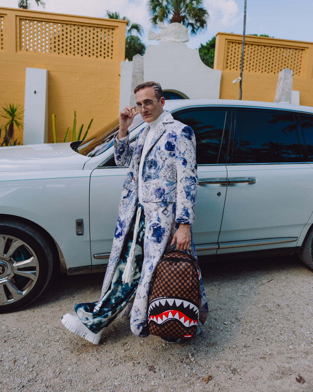SHARKS IN PARIS GRIN & GRIND BACKPACK - Image 10