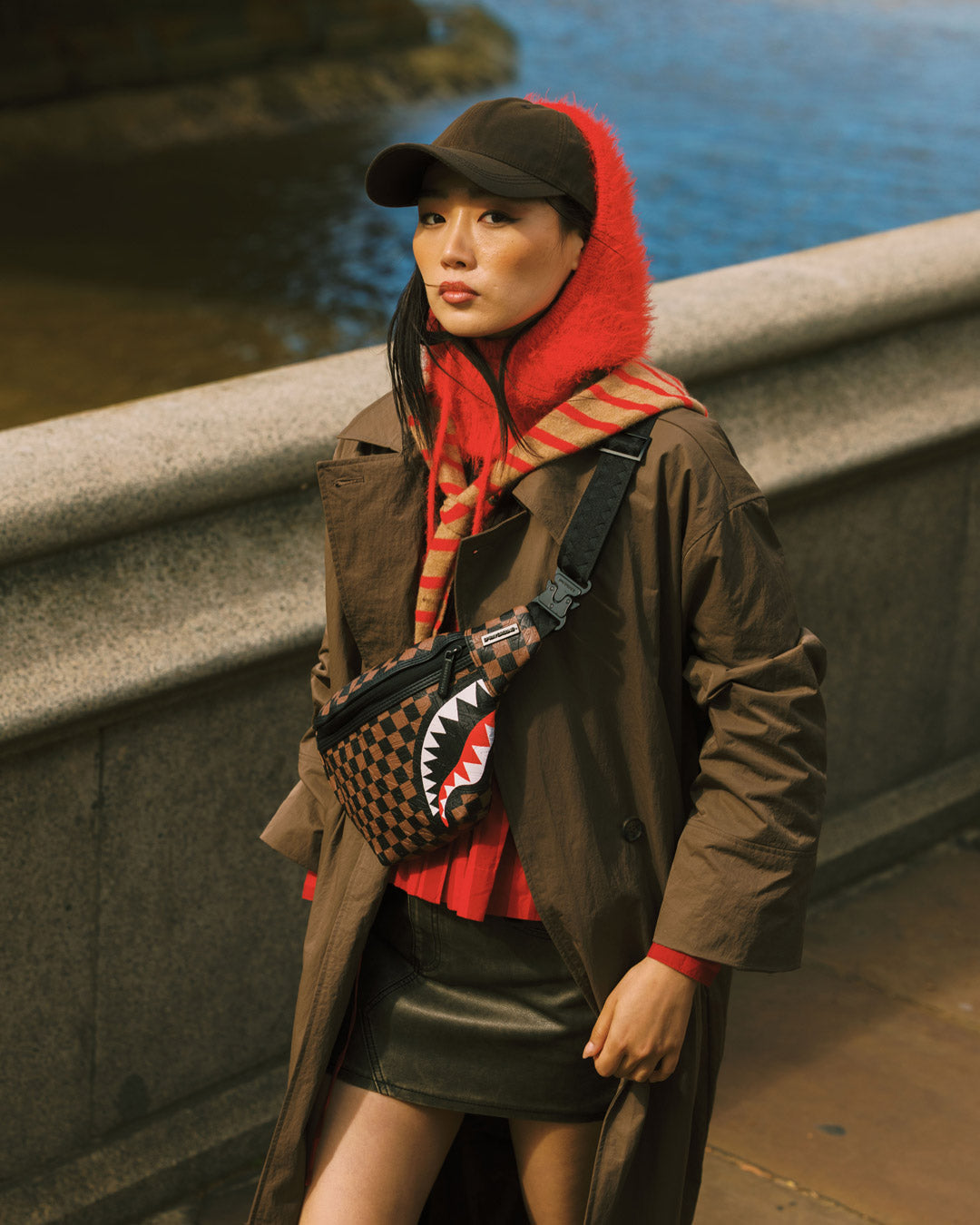 THE PRIVATE JET SHARK CLUB SAVVY CROSSBODY - Image 4