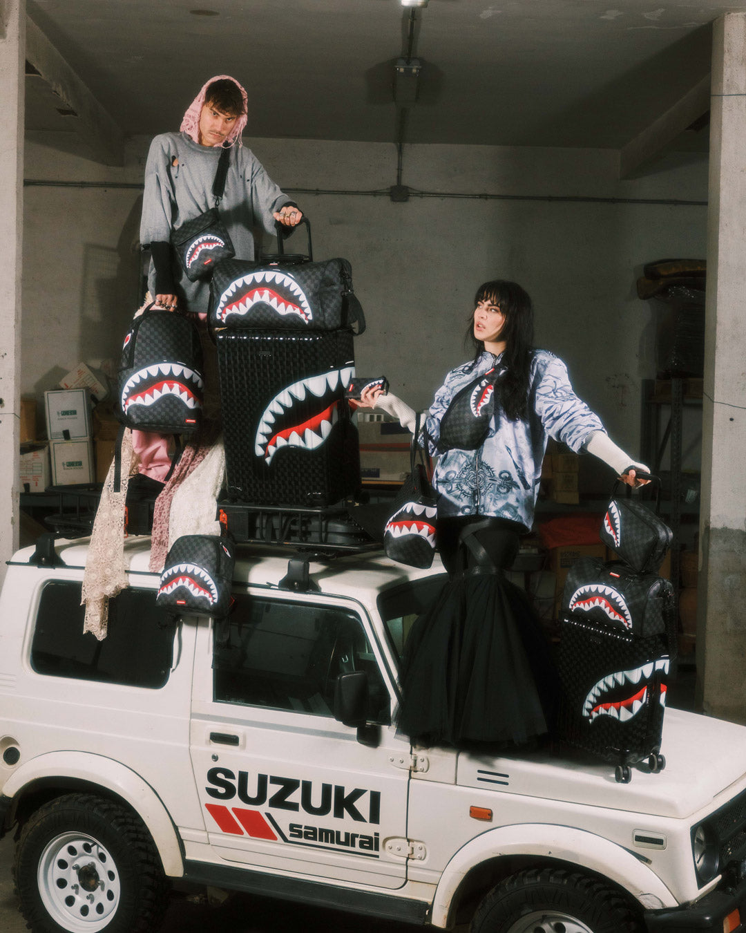 SHARKS IN PARIS HYPER PUFF SAVAGE BACKPACK - Image 12