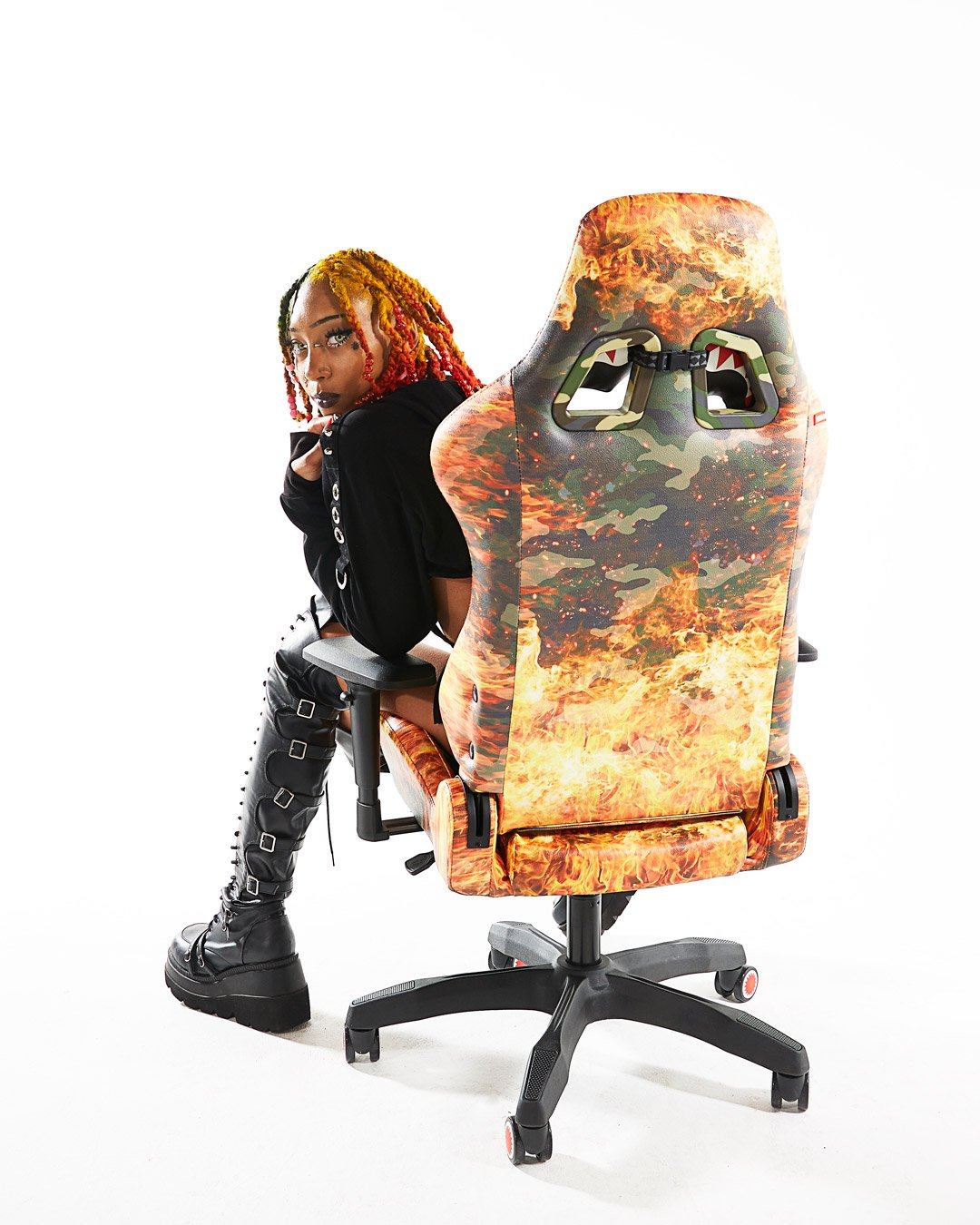 FIRE CAMO GAMING CHAIR ?C SUPER RARE - Image 2