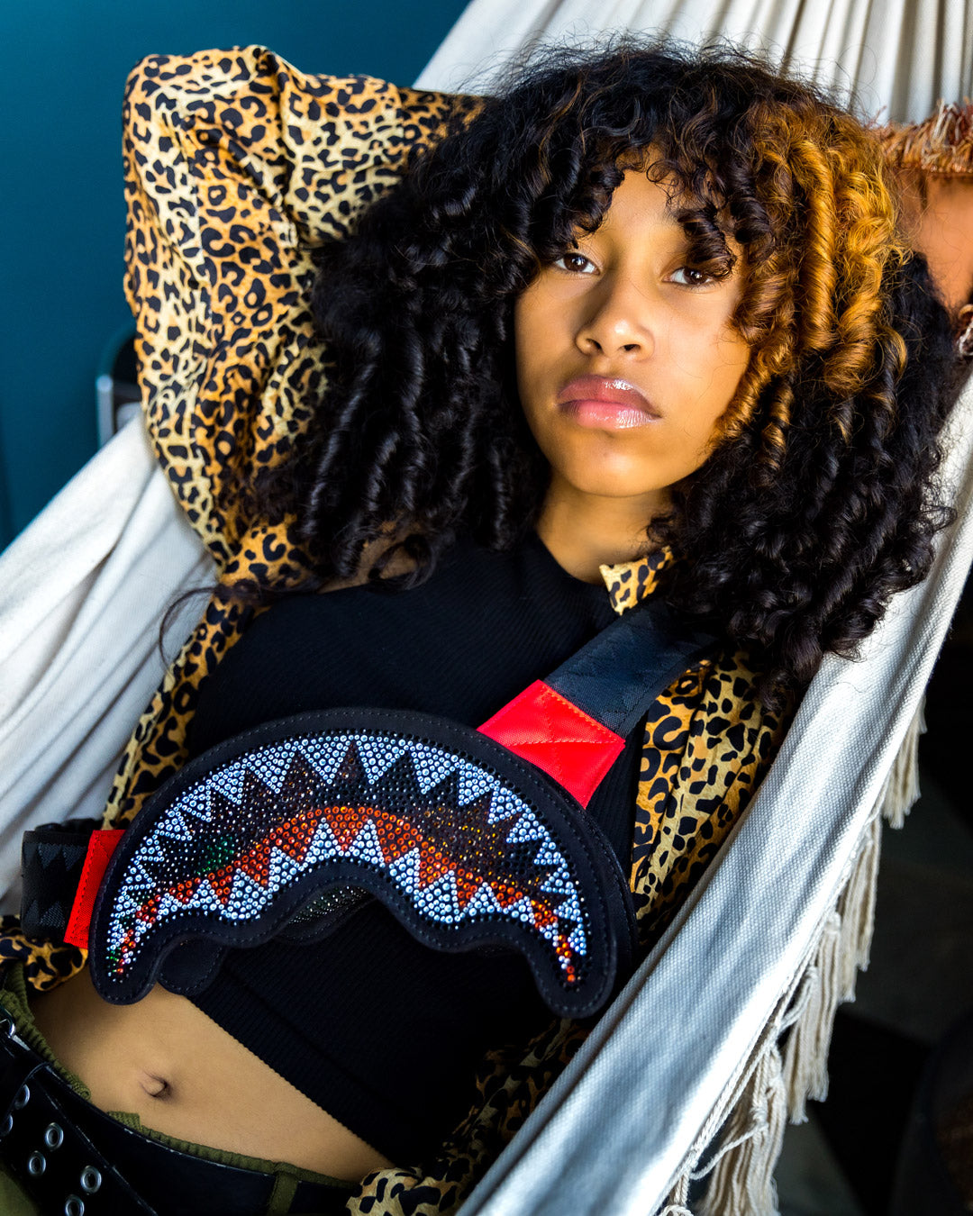 TRINITY CAMO SHARKMOUTH CROSSBODY - Image 4