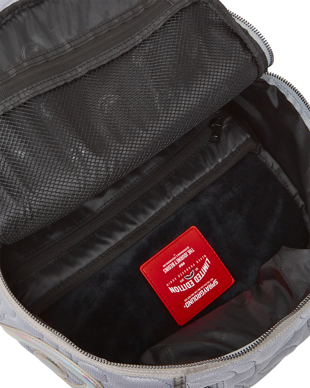 MIRASHAKU IRIDESCENT QUILT BACKPACK - Image 14
