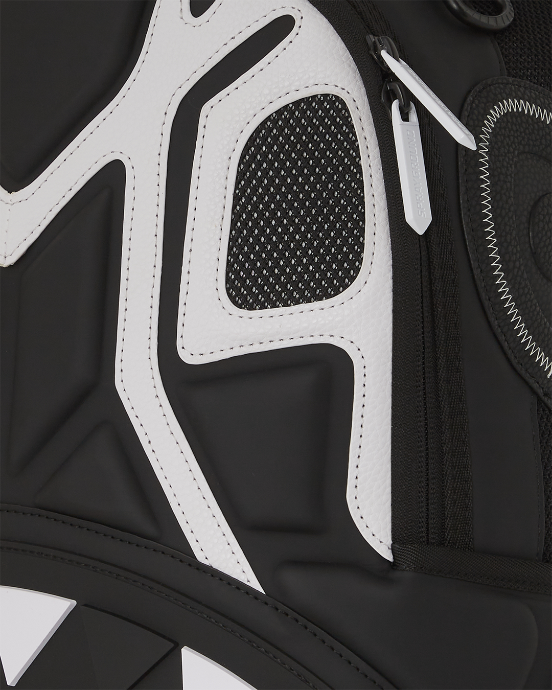 GRAVITATIONAL PULL BACKPACK - Image 9
