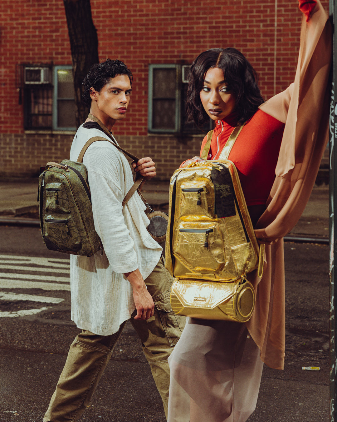 DUNE FREMKIT BACKPACK + CROSSBODY (DESERT SAND) - Image 6
