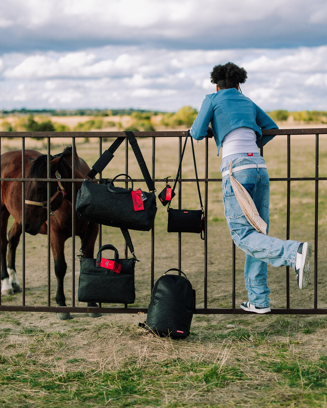 HYPERDIMENSIONAL BACKPACK - Image 8