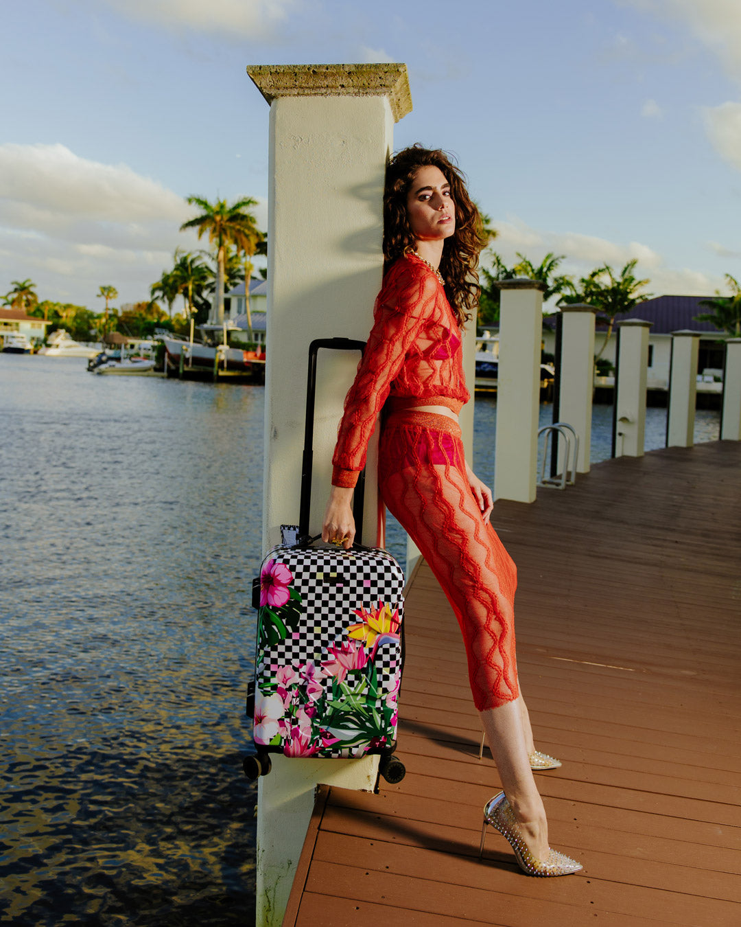RODEO DRIVE SHARKNAUTICS HARDSHELL CARRY-ON LUGGAGE - Image 6