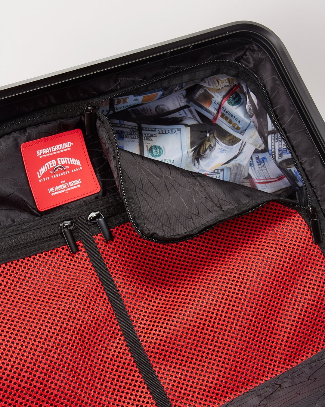 3AM SHARKNAUTICS 2 PC LUGGAGE SET - Image 23