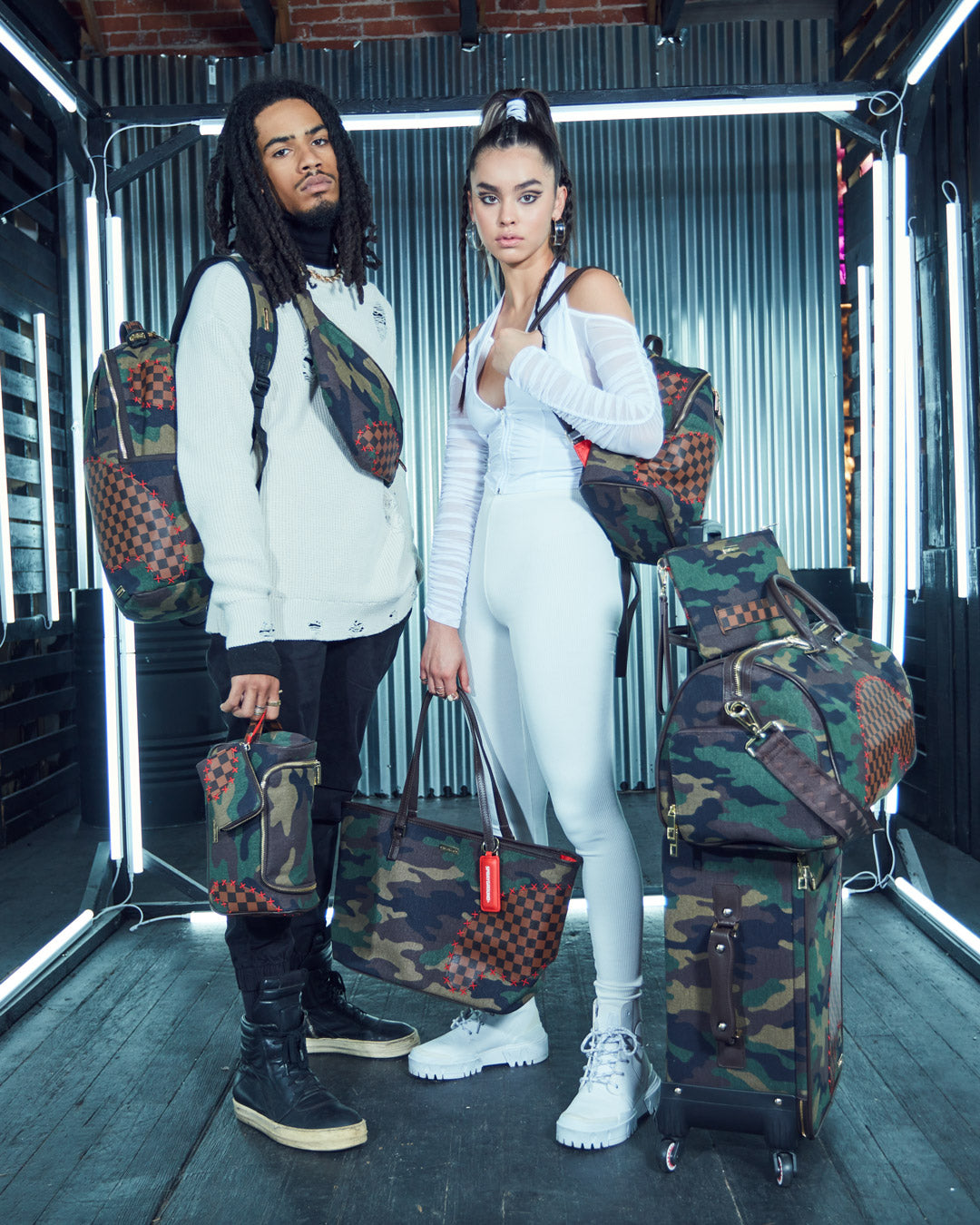 THE PARADOXX SHARK DUFFLE - Image 10
