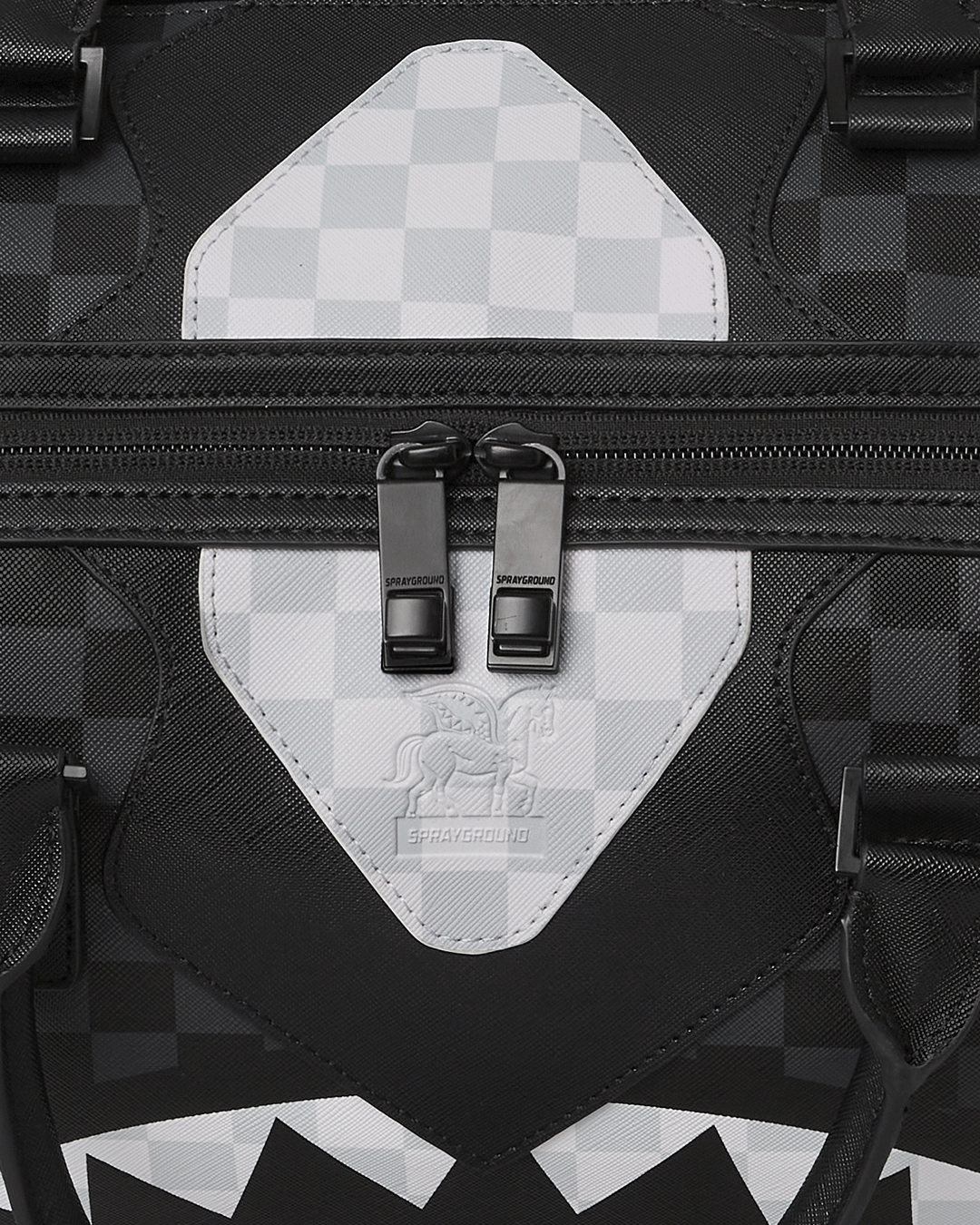 TRIPLE DECKER HEIR TO THE THRONE DUFFLE - Image 9