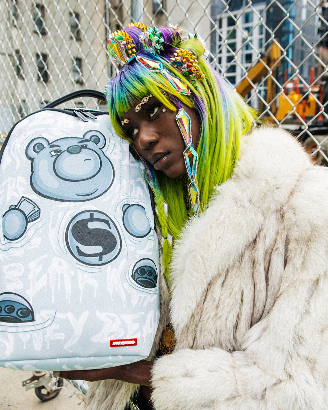 MONEY BEAR CHILLTIME BACKPACK - Image 2