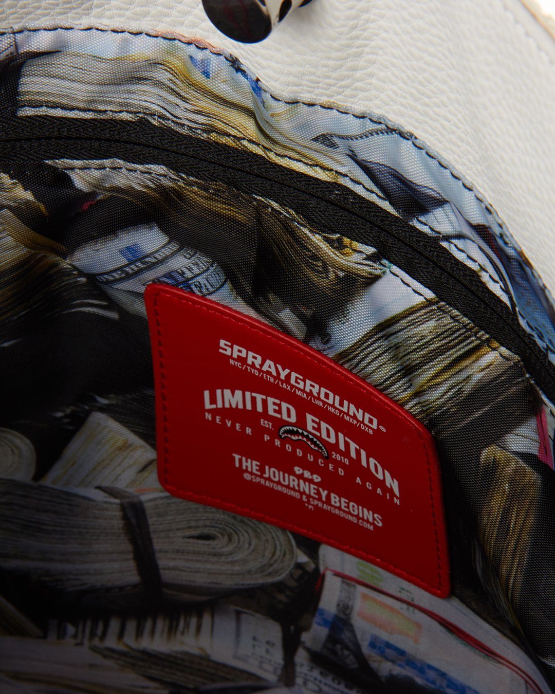 SHARKS OF THE WORLD TOTE - Image 6