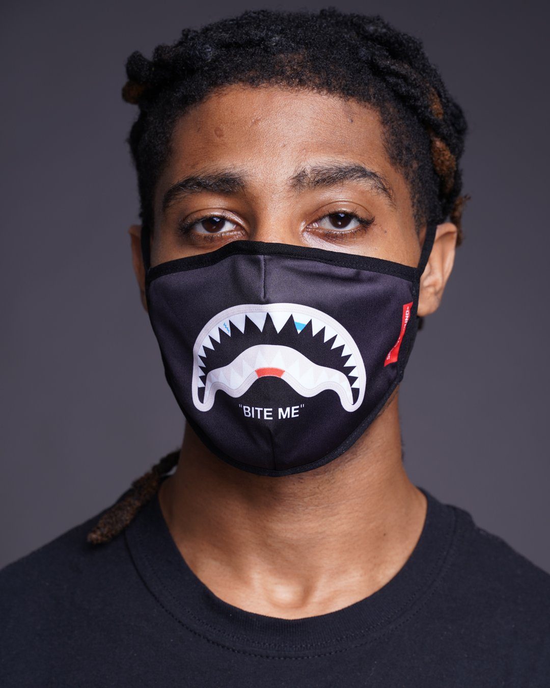 BITE ME SHARK (BLK) POLYESTER FACE MASK - Image 11