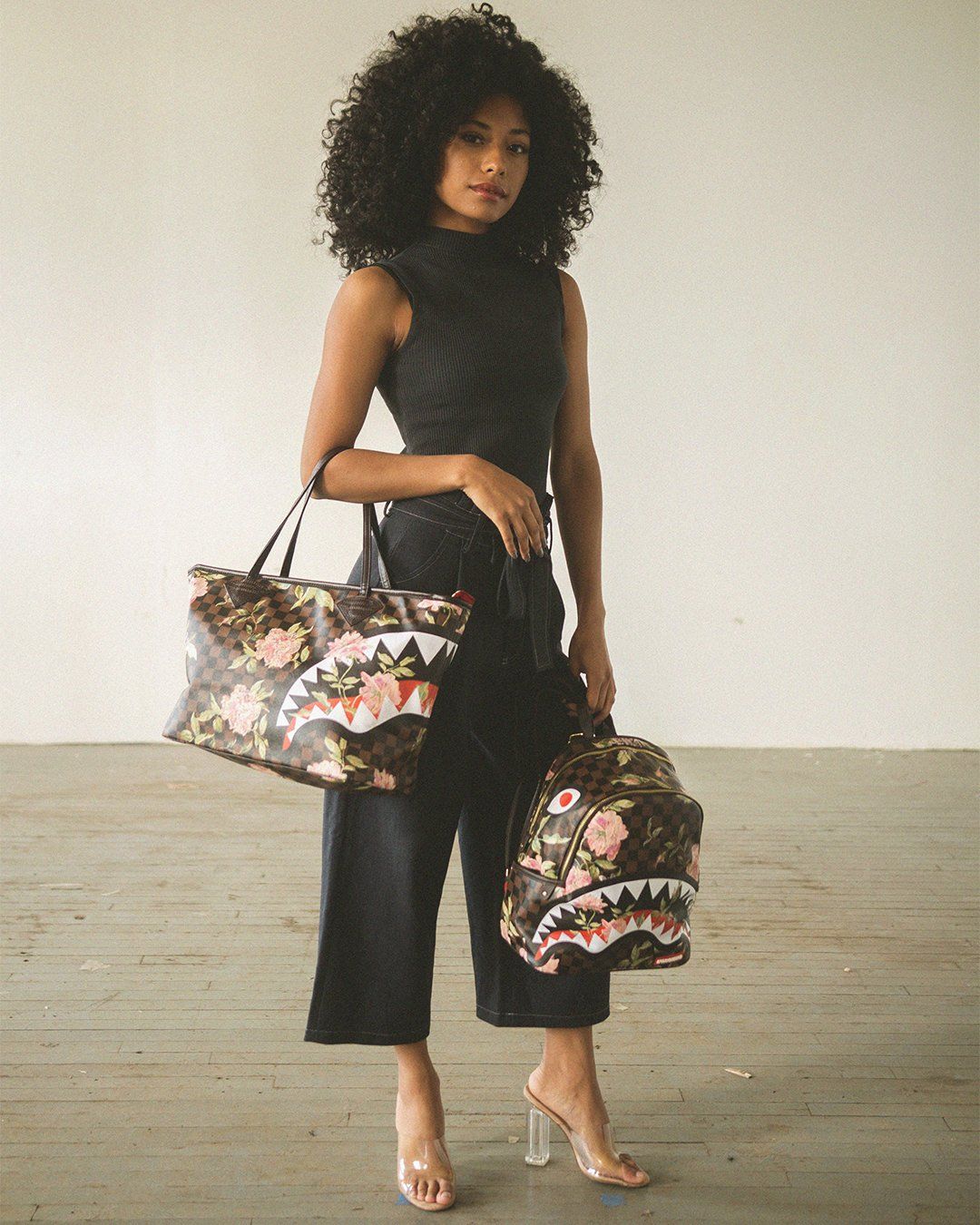 SHARKFLOWER TOTE - Image 12
